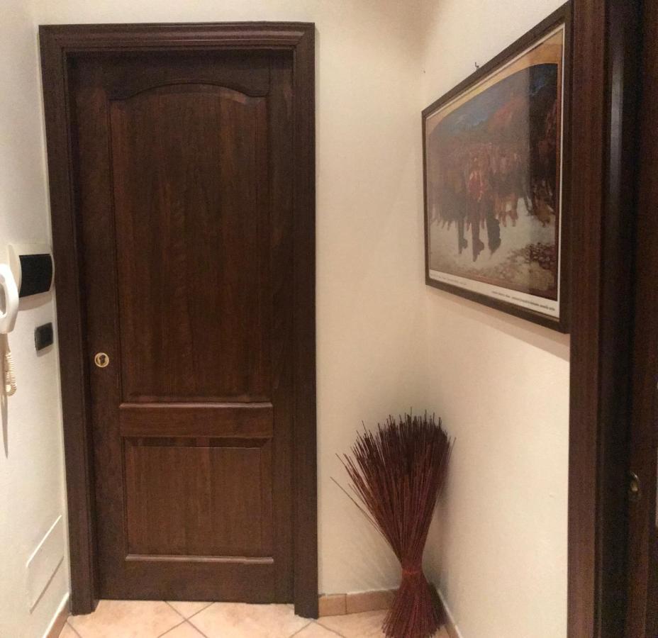 La Casa Del Melograno Apartment Alba  Bagian luar foto